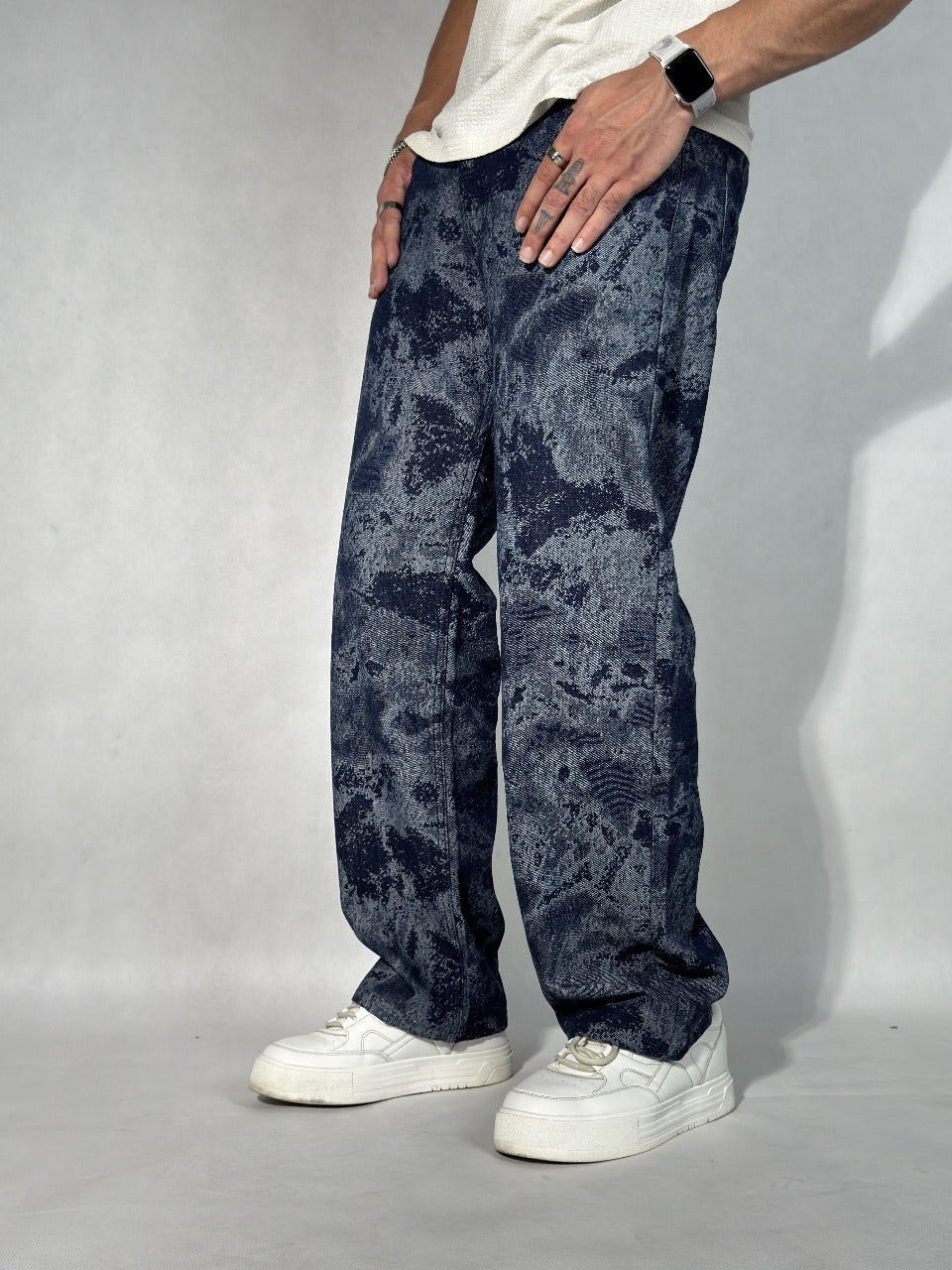 Indigo Mirage Jacquard Baggy Jeans – Offduty India