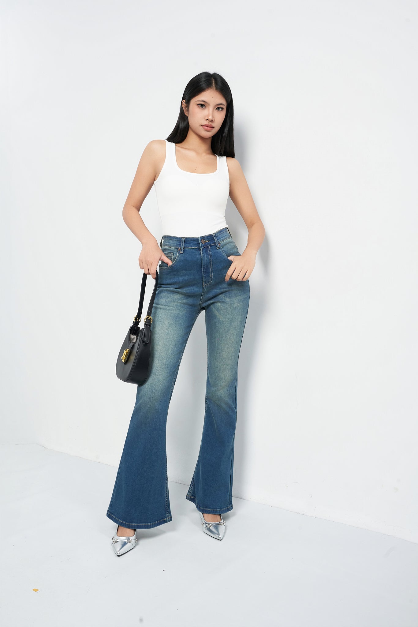 Classic Vogue Flare Jeans