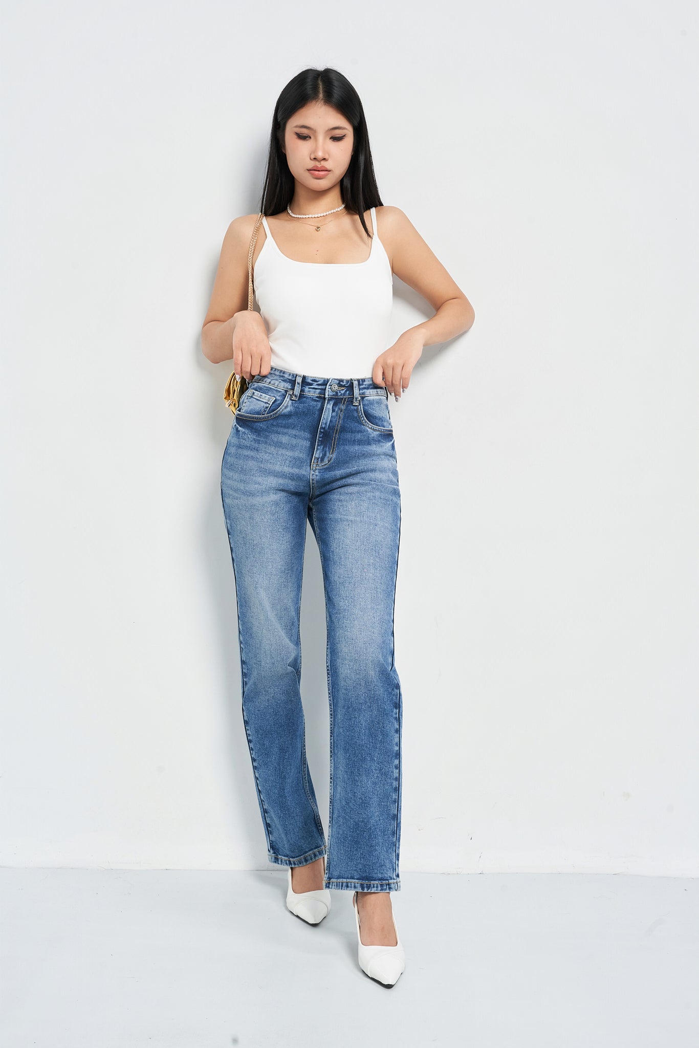 Sleek Tailored Straight Fit Jeans