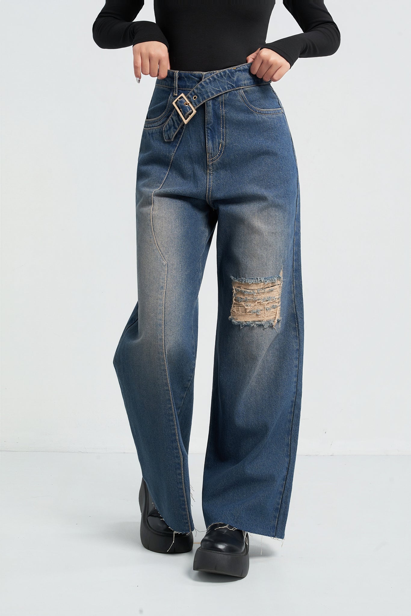 Off Beat Distressed Blue Baggy Jeans