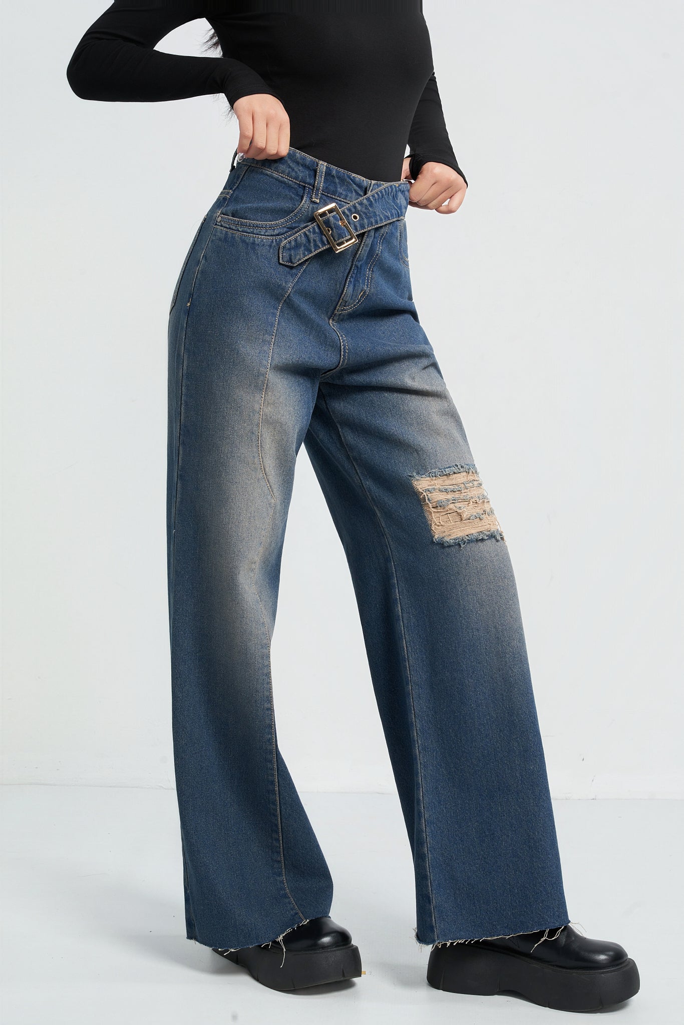 Off Beat Distressed Blue Baggy Jeans
