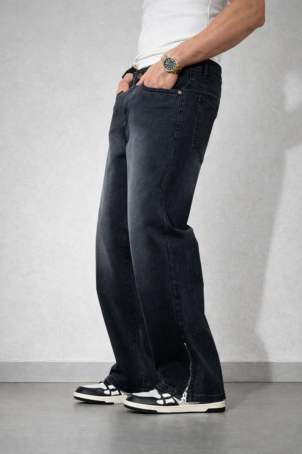 Cipher Black Loose Straight Fit Jeans