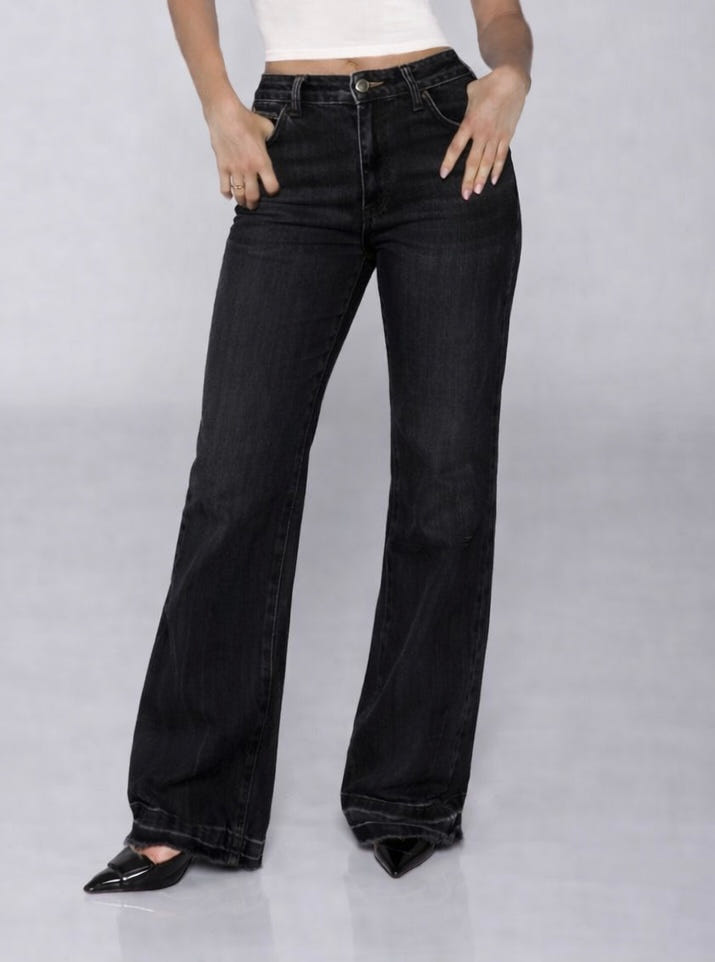 Lowkey Ends Highwaist Bootcut Jeans