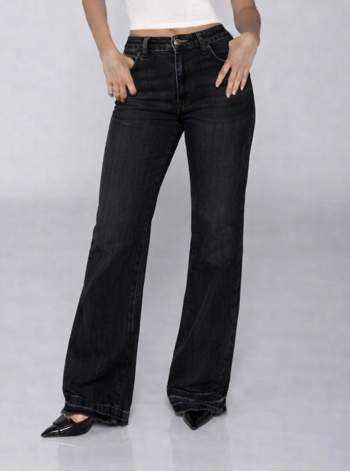 Lowkey Ends Highwaist Bootcut Jeans