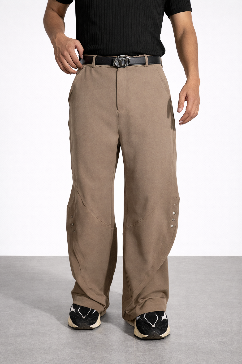 Bound Barrel Fit Rivet Pants