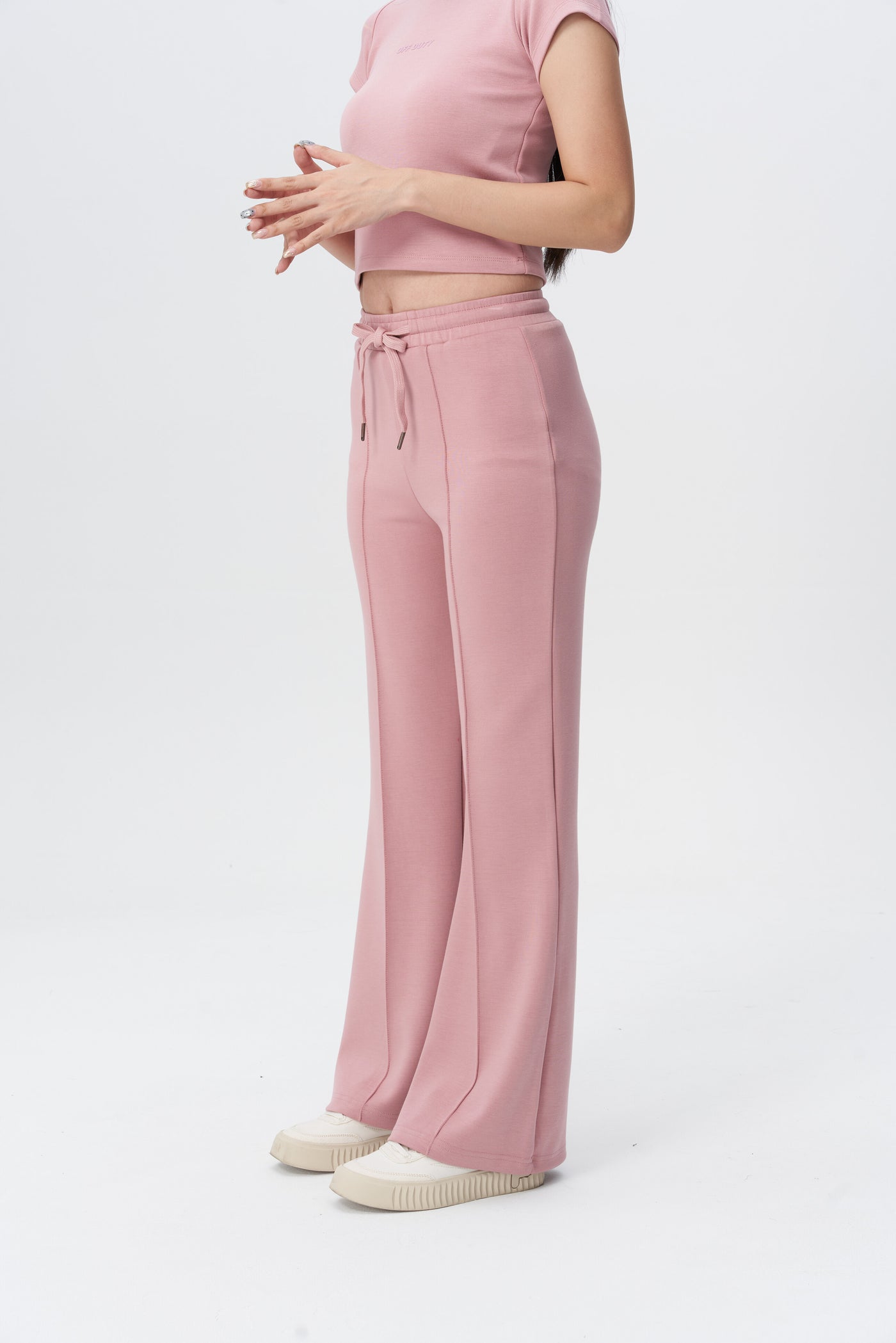 CloudSoft Flex Crop Top & Joggers