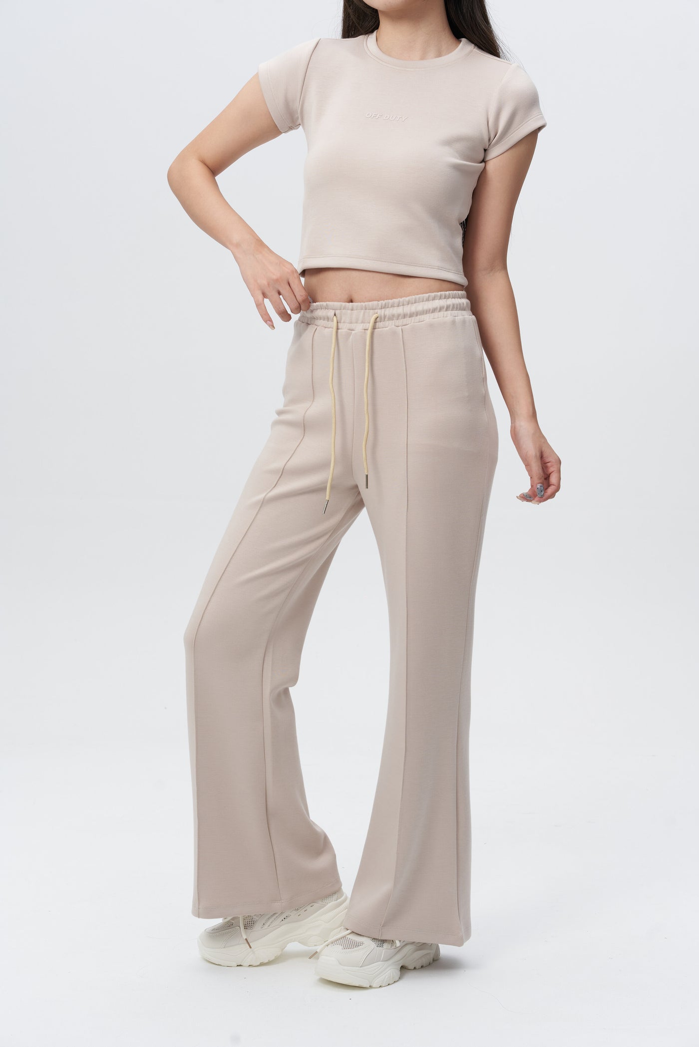 beige