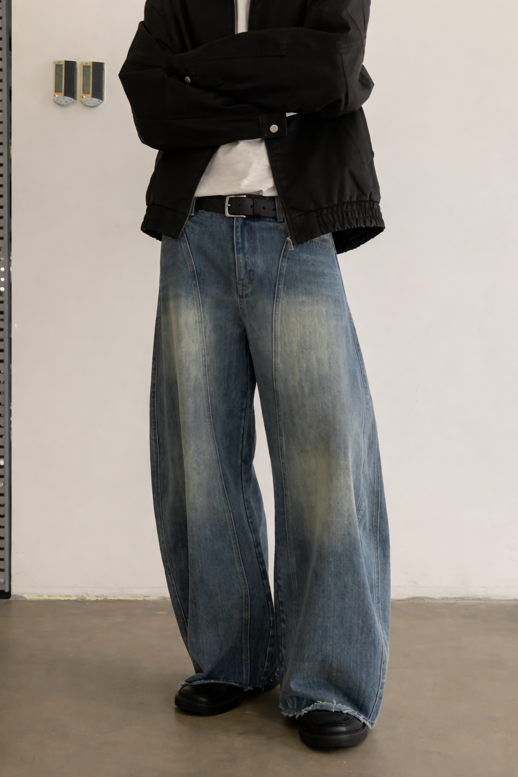 Heavy Collapse Edge Japan Baggy Jeans