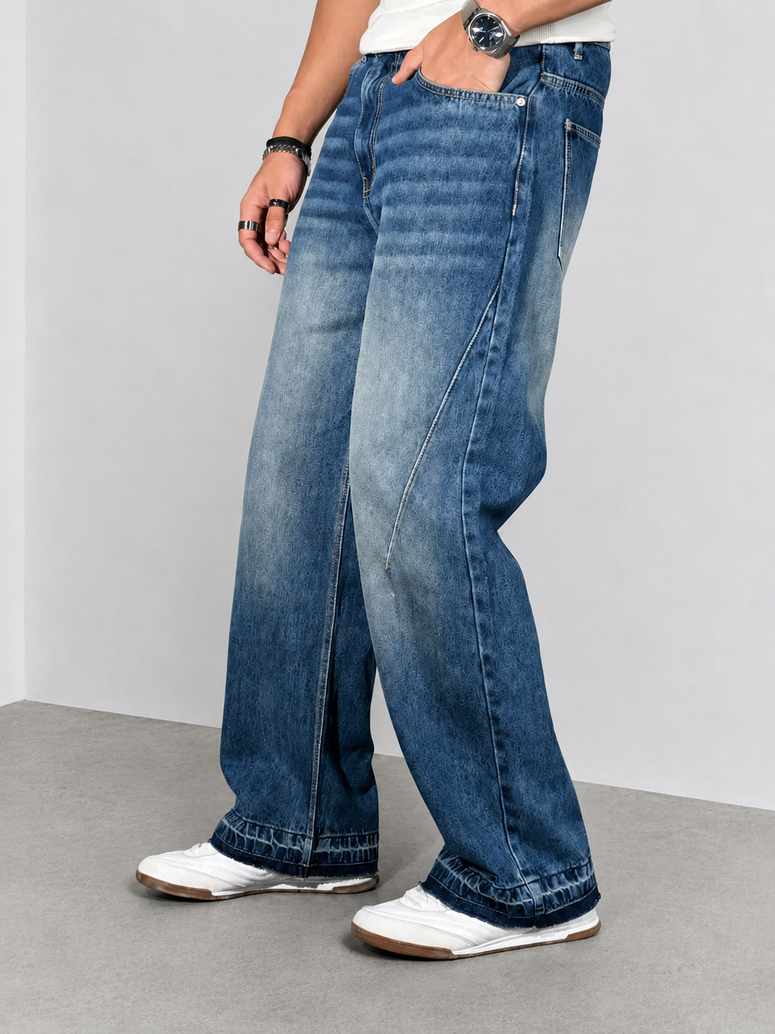 Raw Fringed Washed Baggy Jeans - Image 3