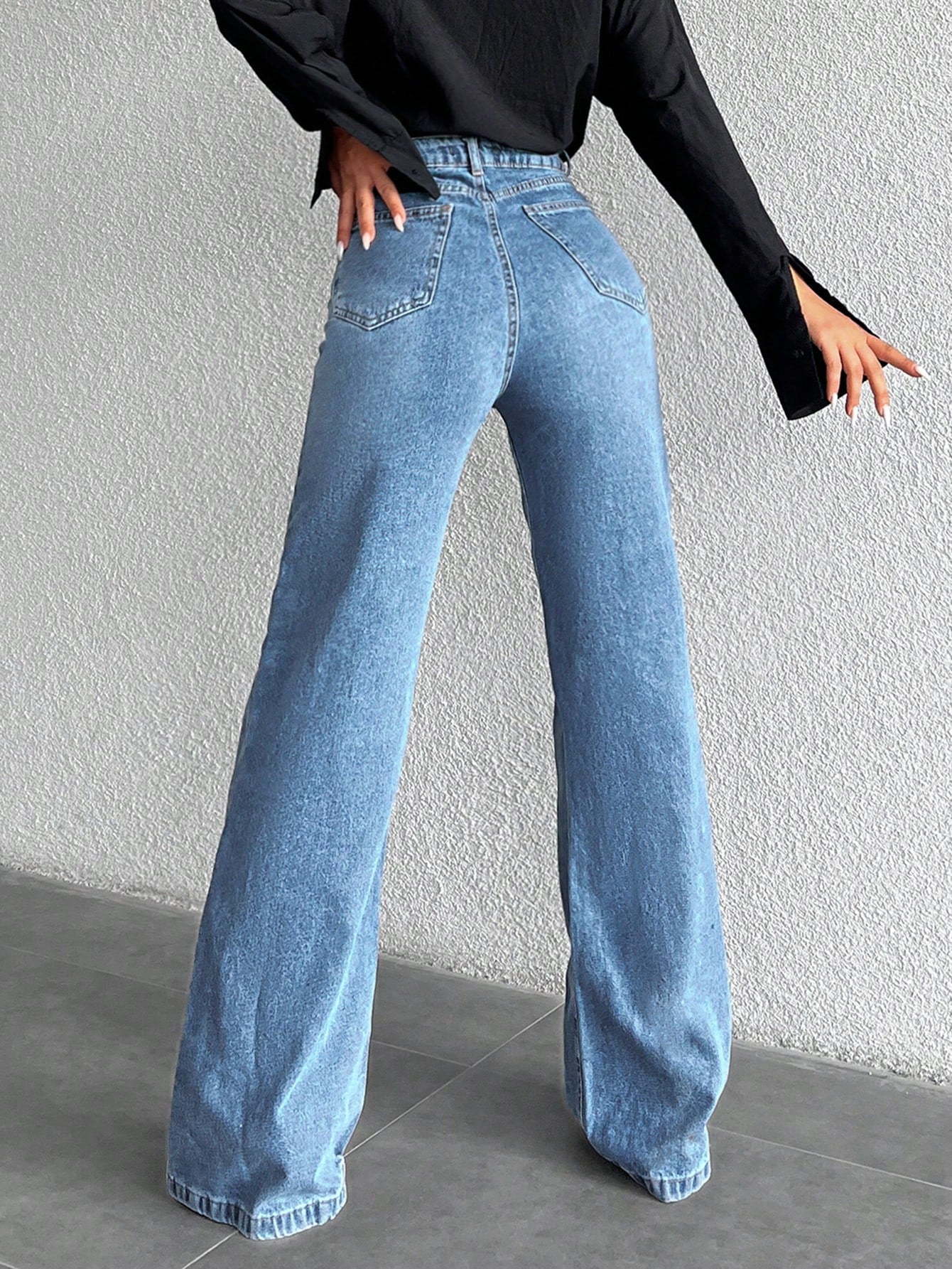 Wide Leg Jean in Medium Blue