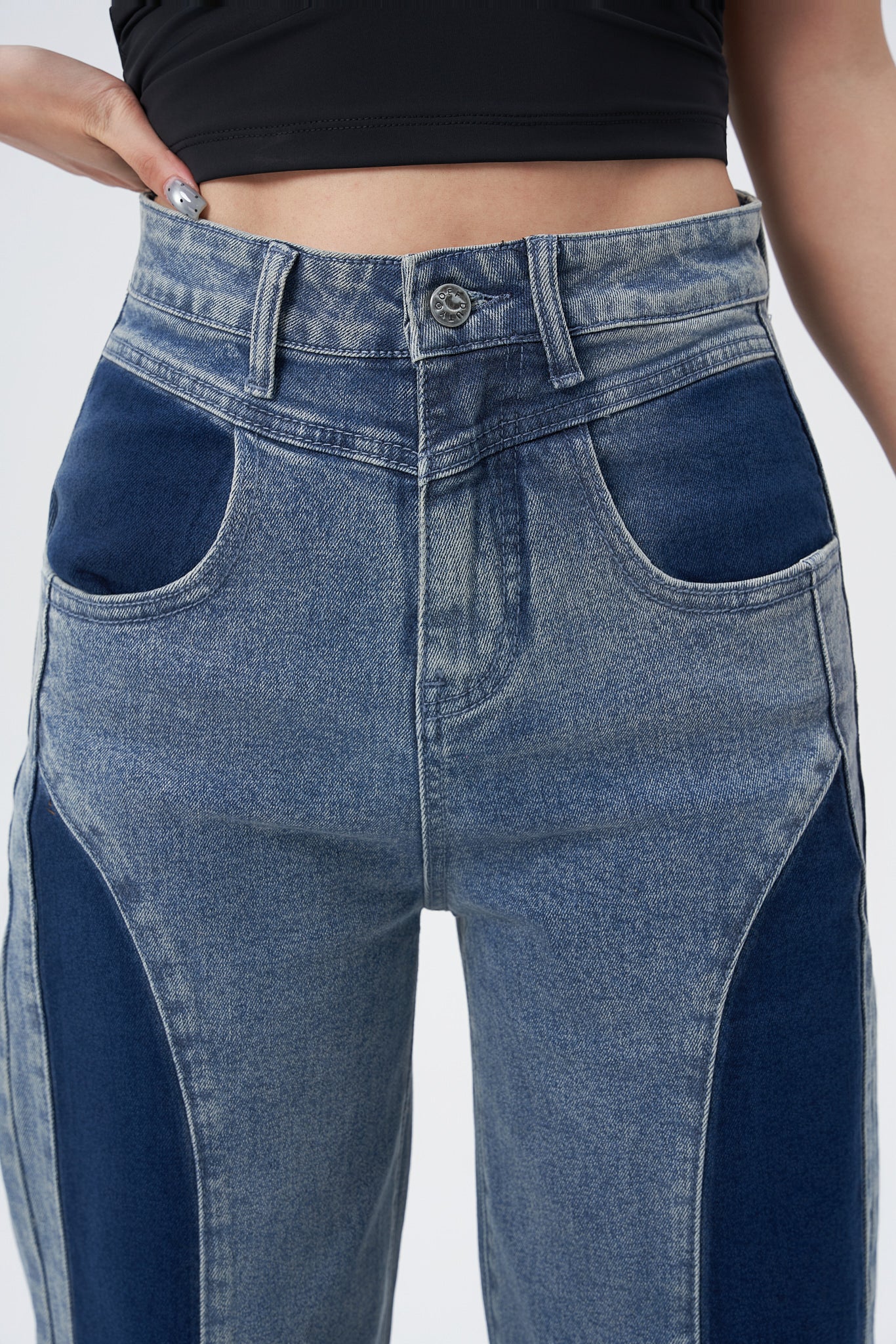 Contrast Flow Straight Leg Jeans