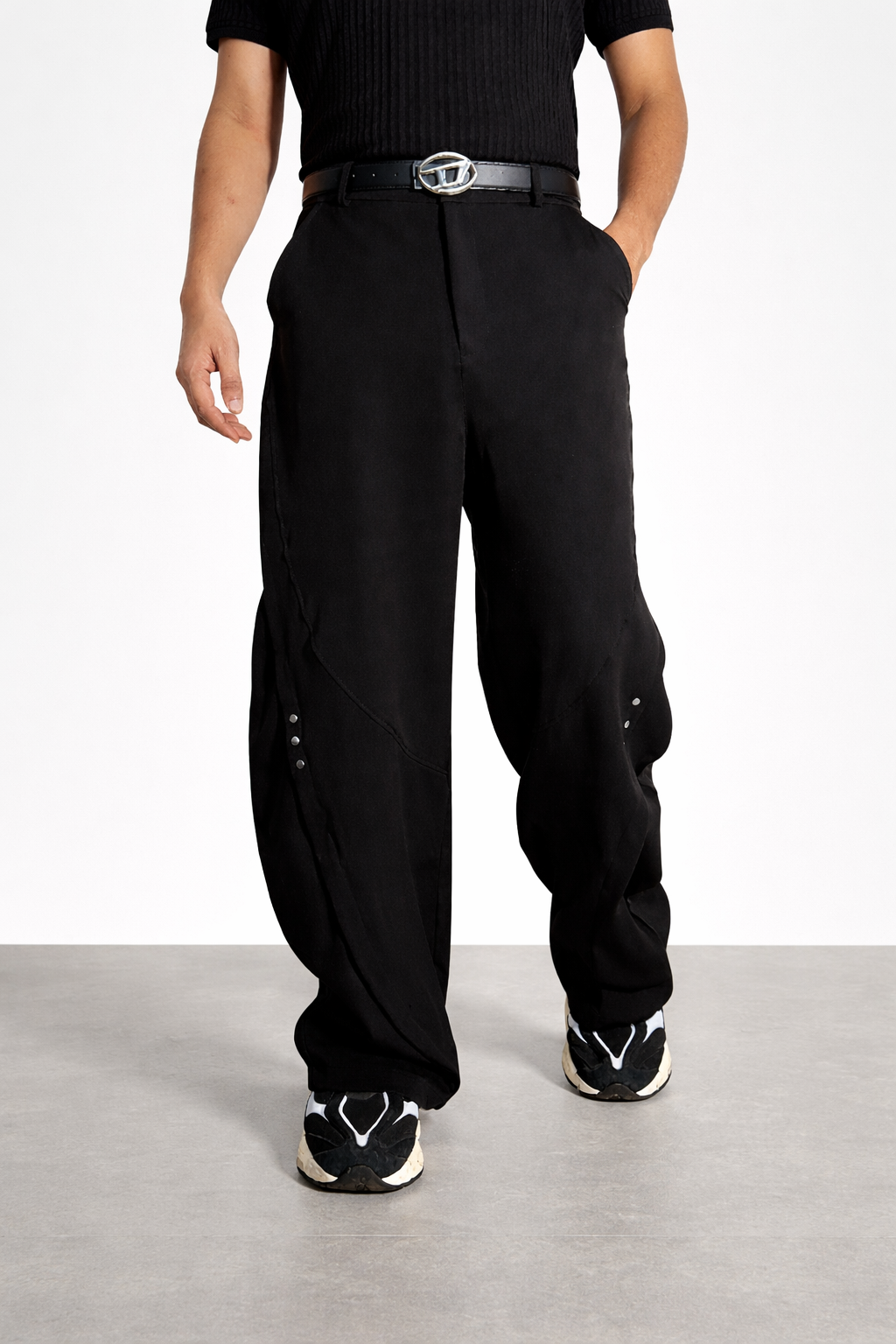 Bound Barrel Fit Rivet Pants
