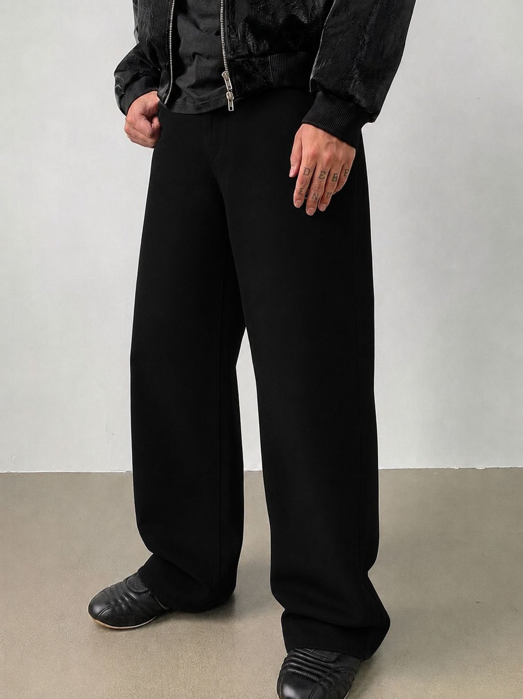 Pure Black Baggy Fit Rigid Jeans