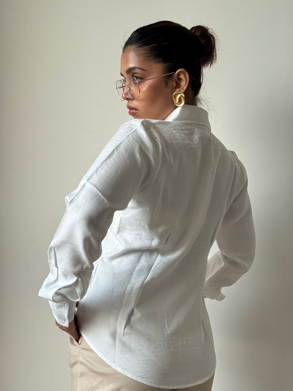 Sculpted Waistline Classic Shirt