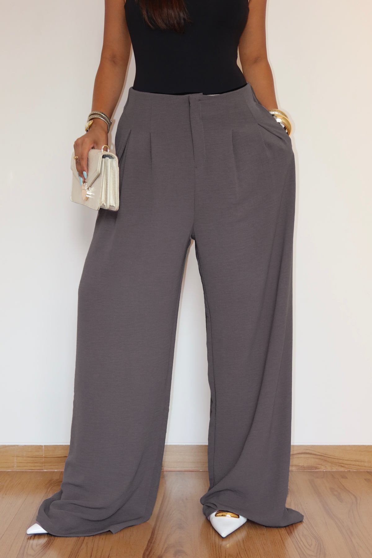 Super Light Weight Pleated Pants