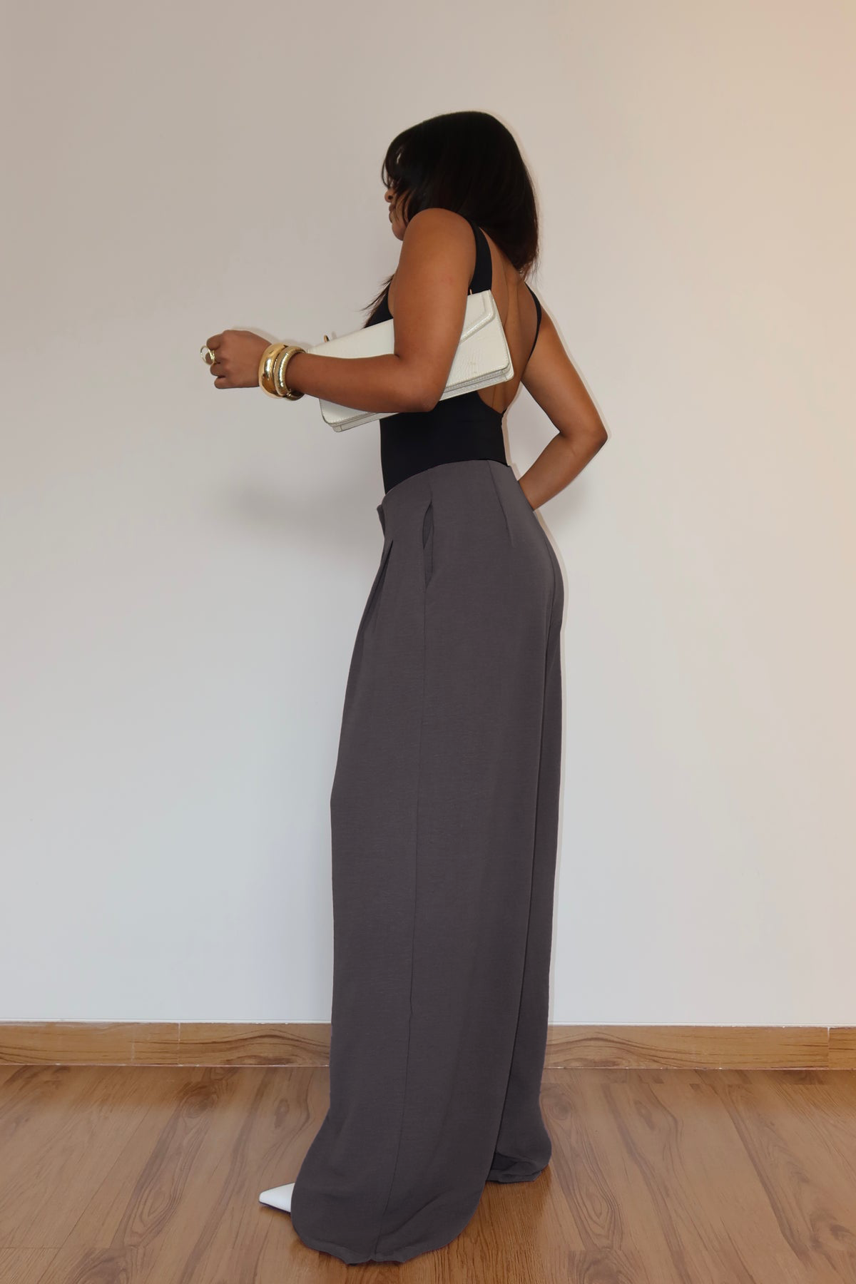 Super Light Weight Pleated Pants