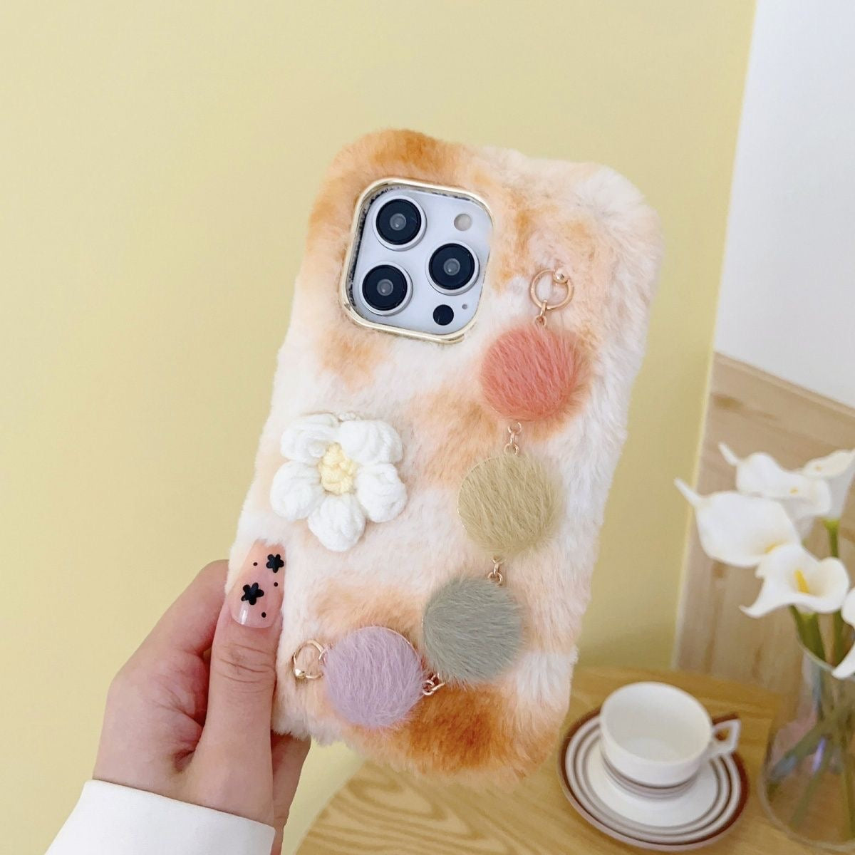 Korean Cute Knit Flower with Bracelet Iphone Cover