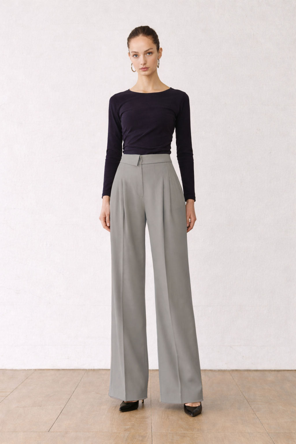 Clean Collar Waist Pleated Trousers