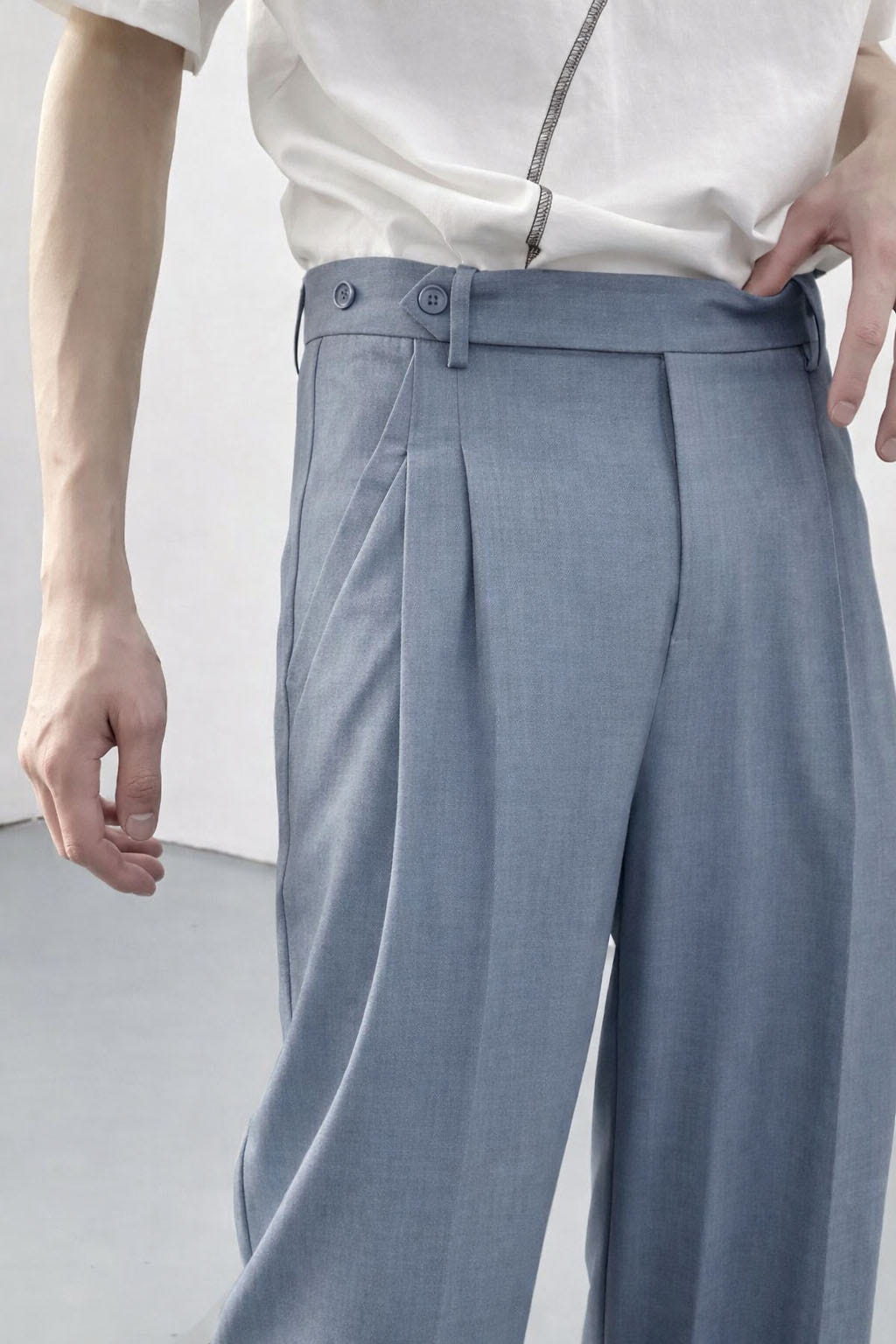 Spanish Cut Pleated Pants
