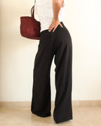 Outline Pleats Pants