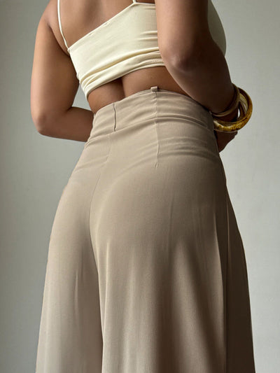 beige