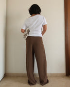 Outline Pleats Pants