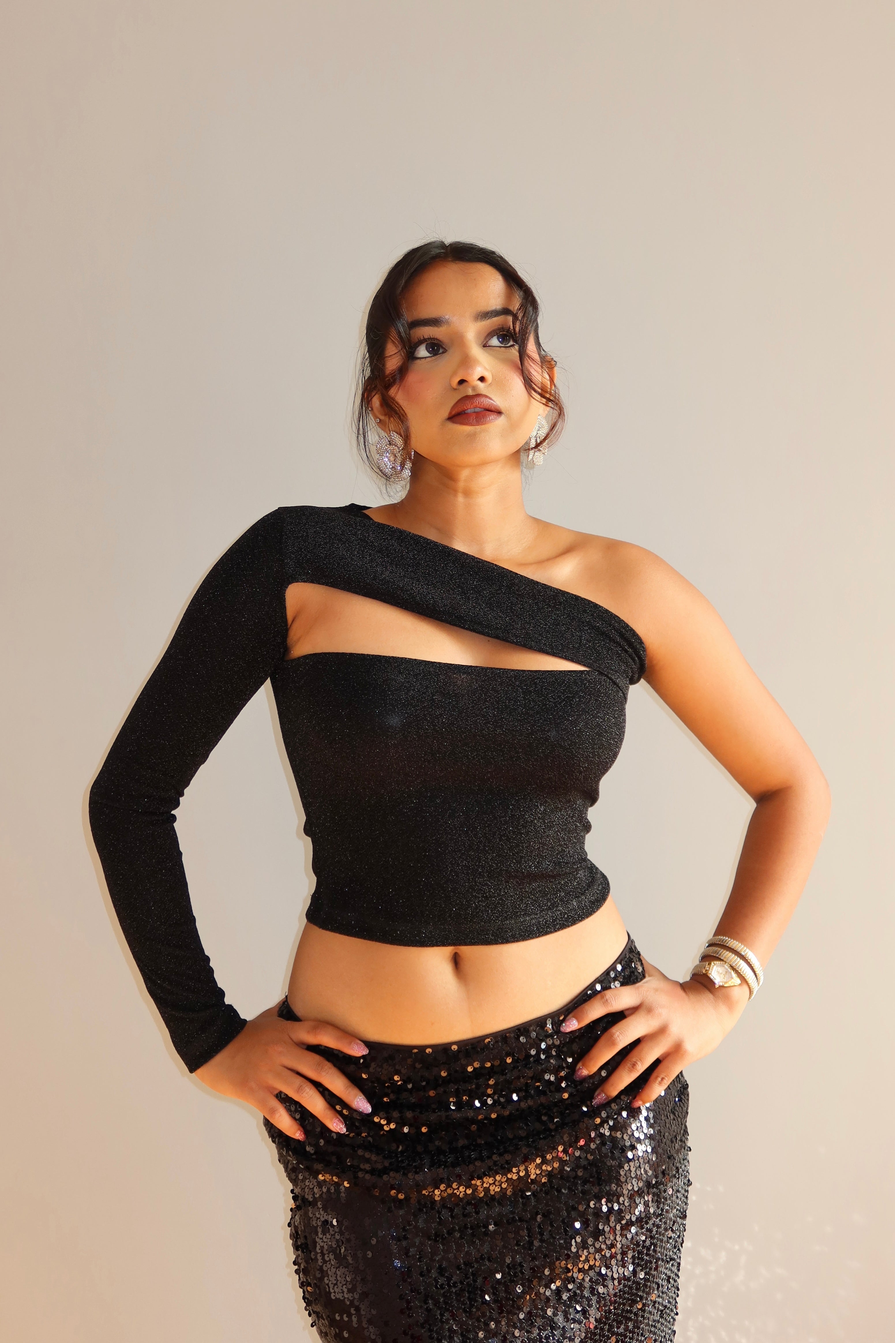 Sparkline Off-Shoulder Top