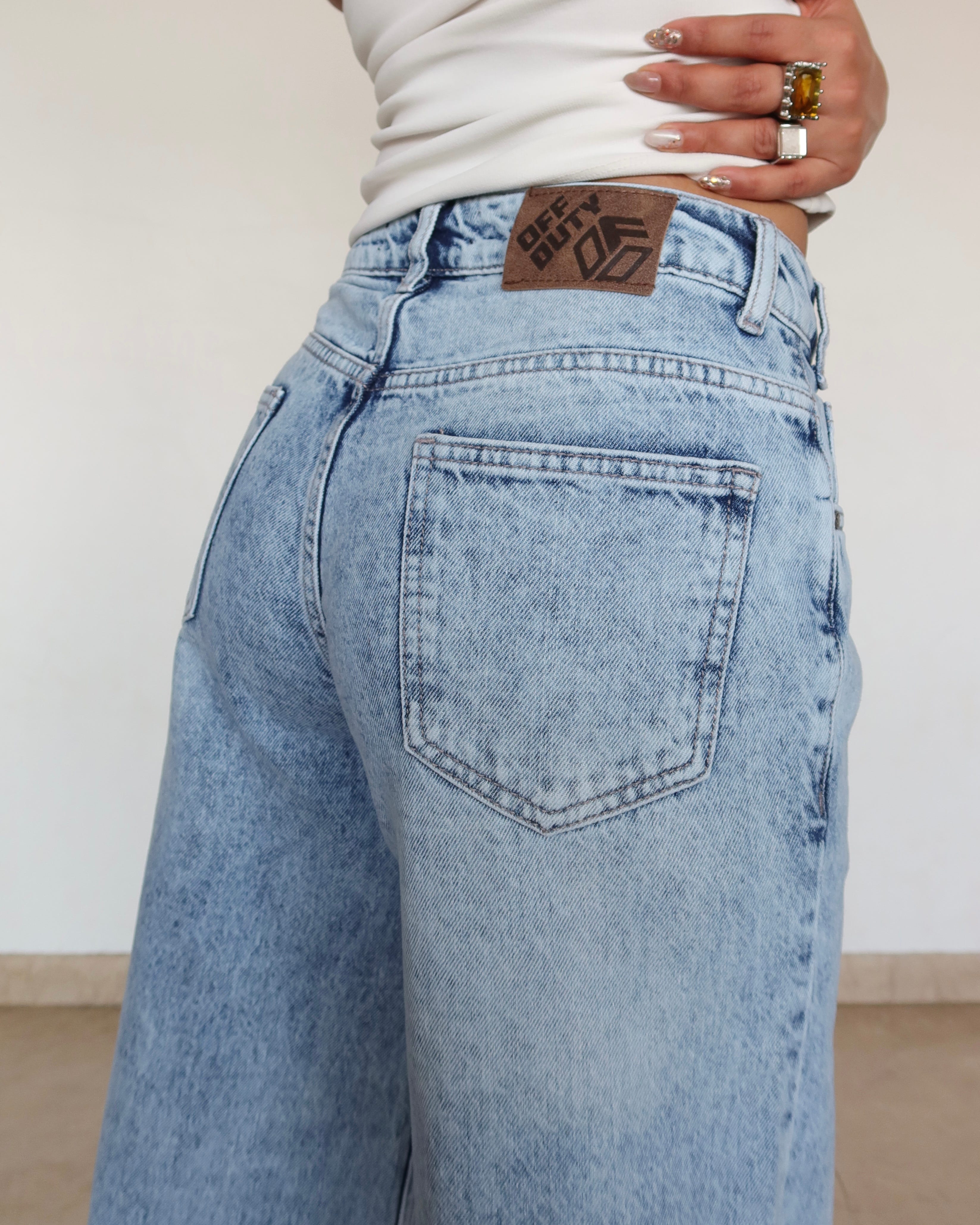 Asymmetric Belt Wide Leg Jeans