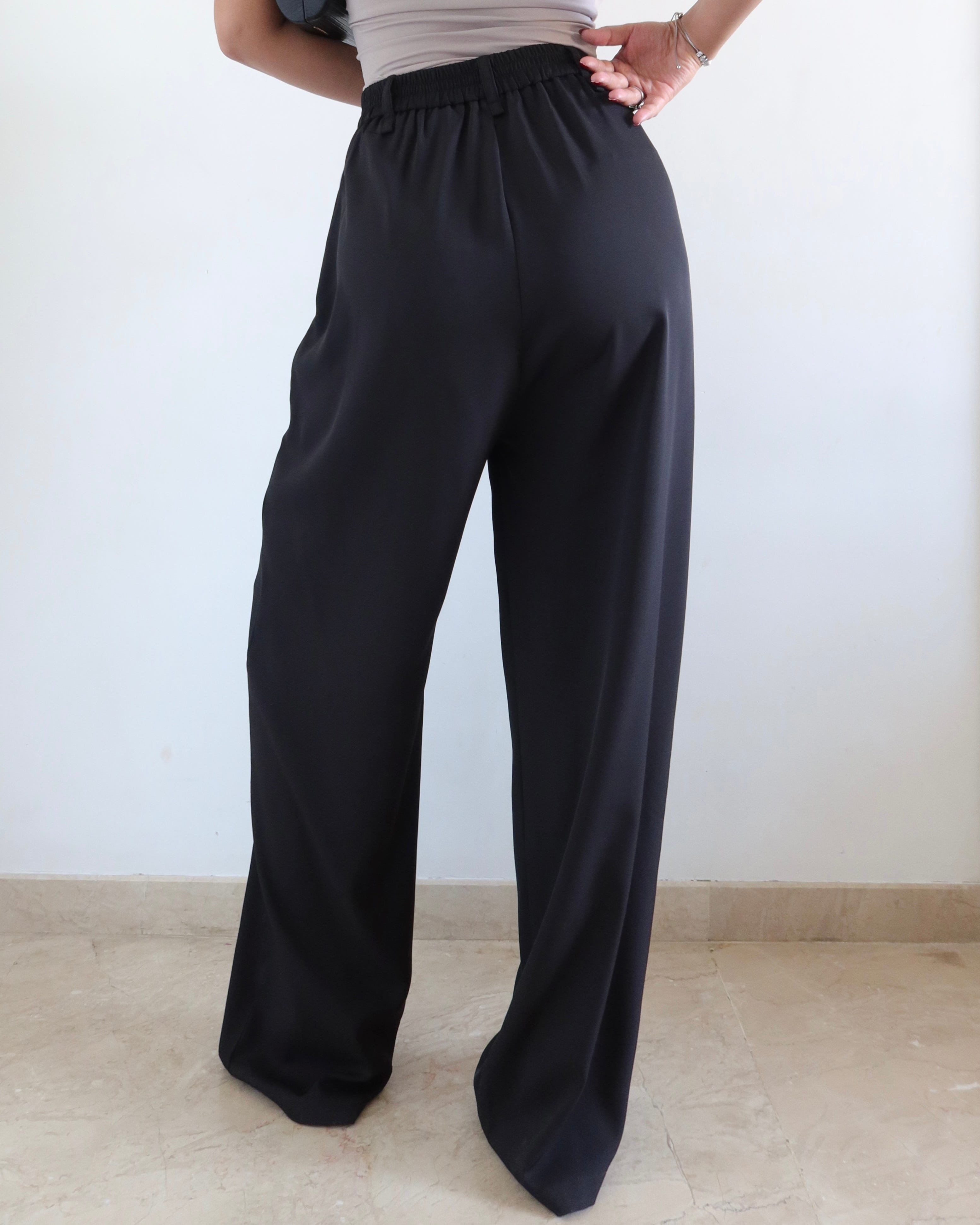 Rivet Grip Loose Tailored Trousers