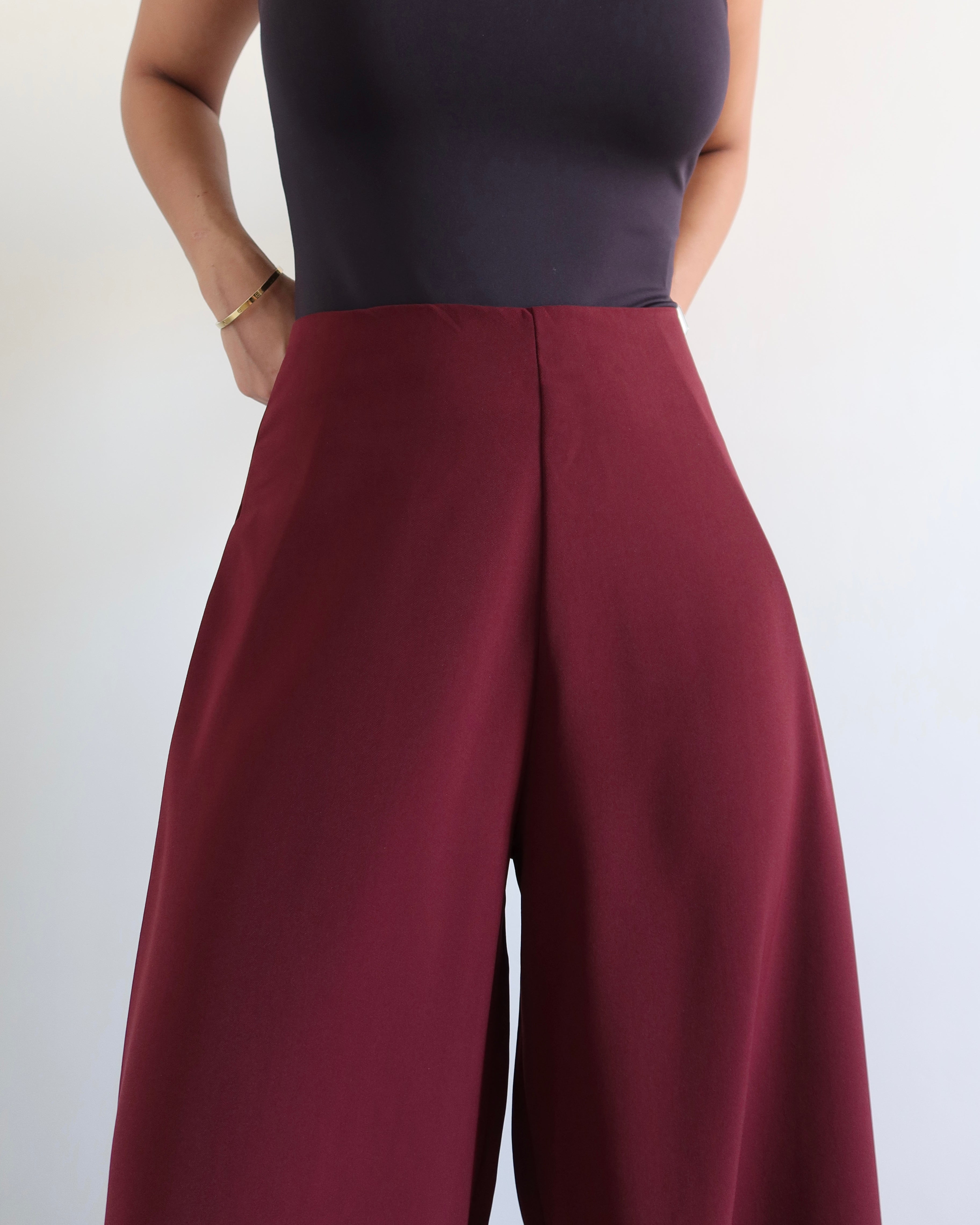 Soft Structure Side Draped Trousers