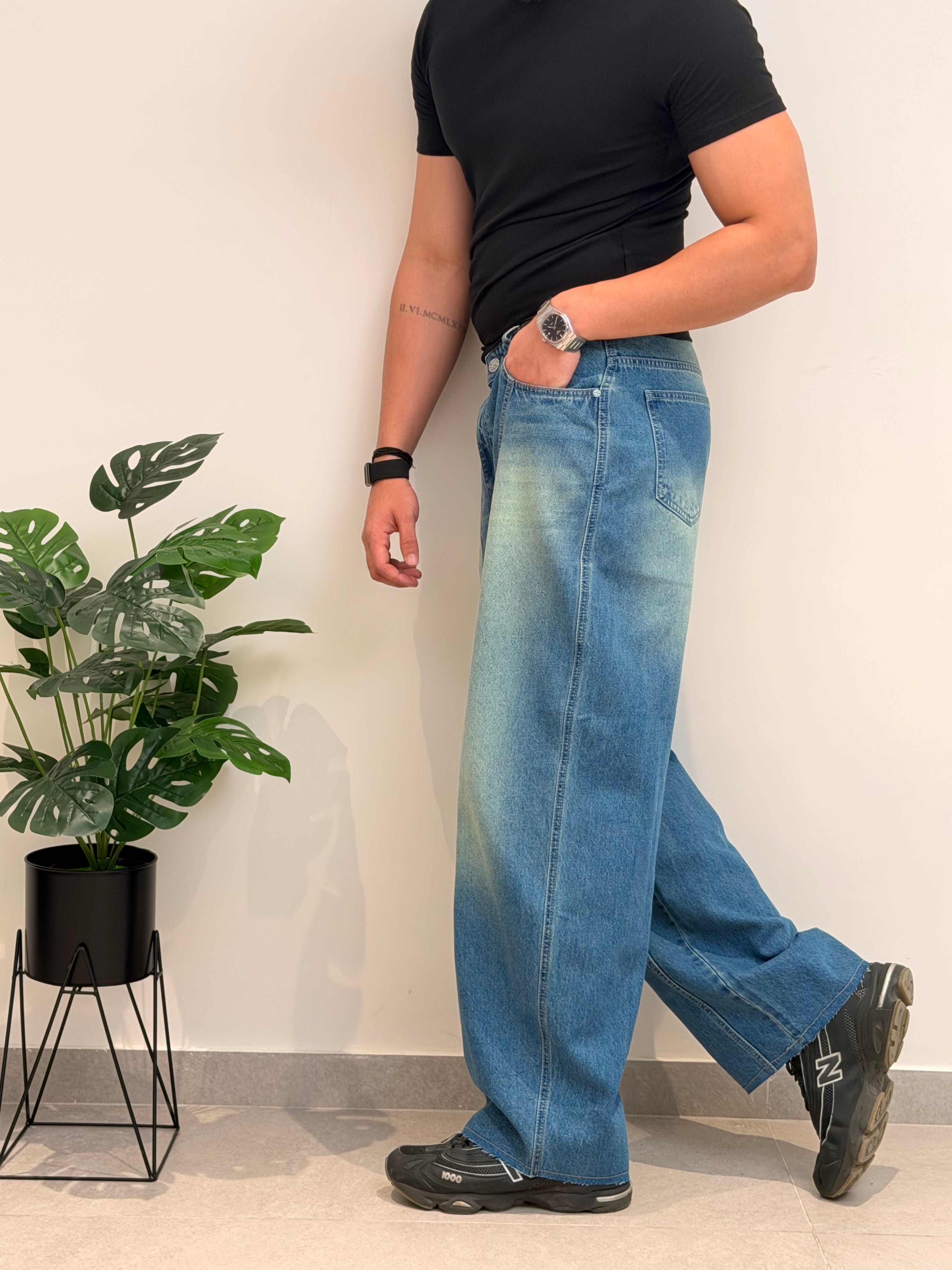 Heavy Collapse Edge Japan Baggy Jeans