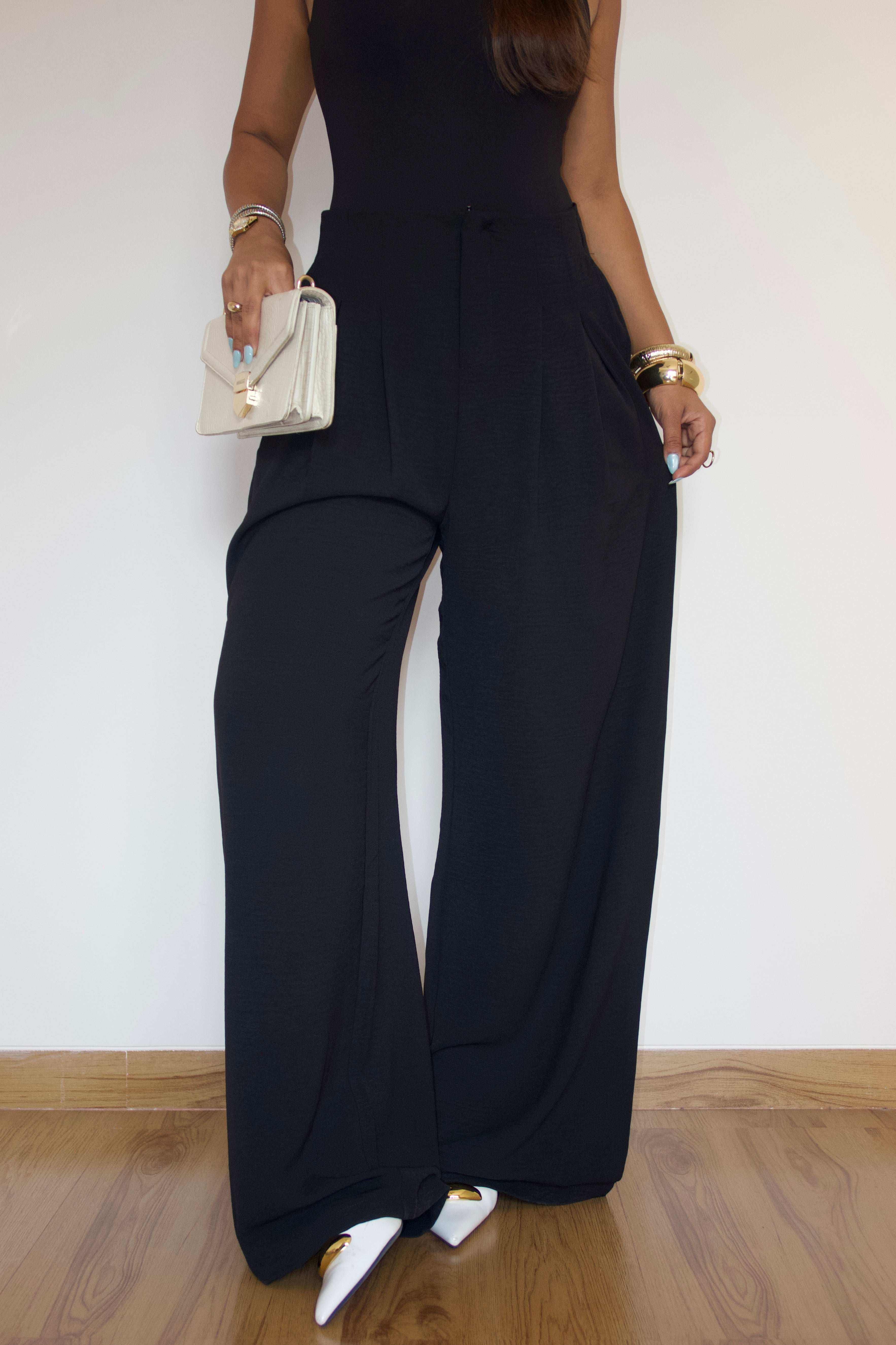 Super Light Weight Pleated Pants