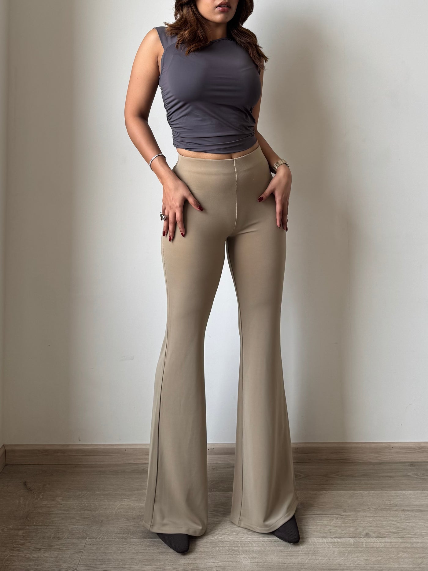 Fit And Flare Seamless Trousers