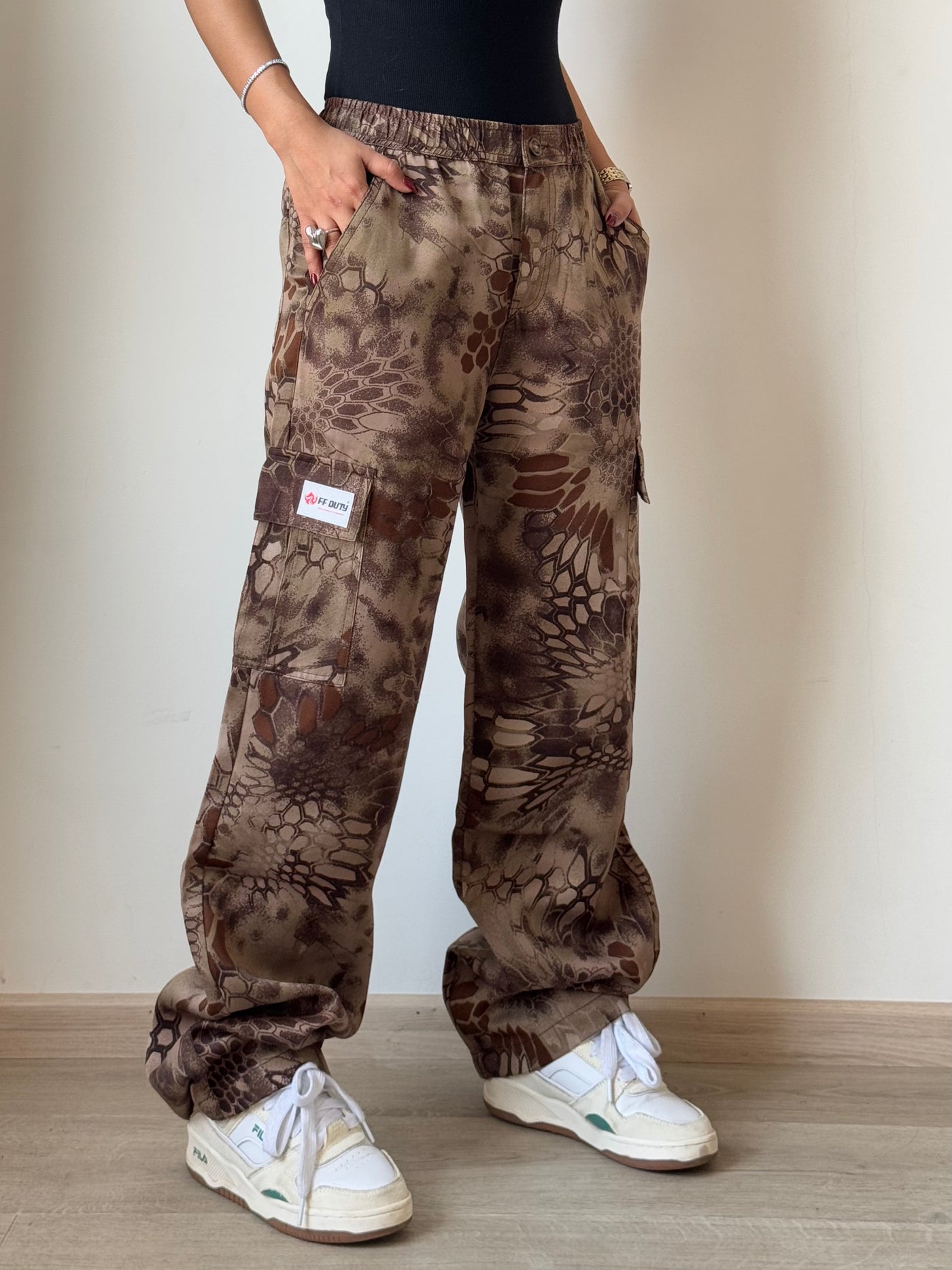 Shanghai Dynasty Cargo Pant