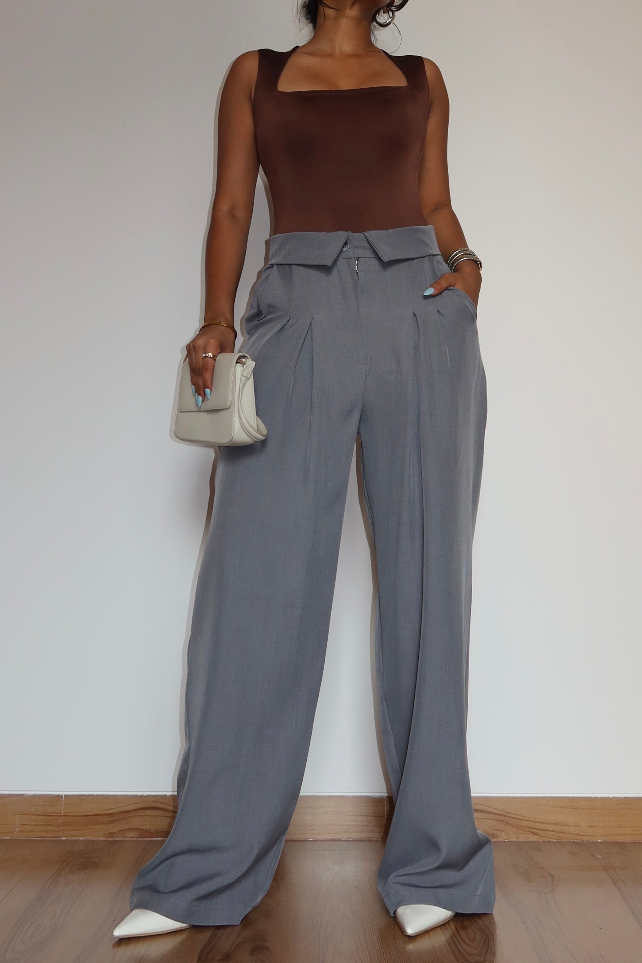Clean Collar Waist Pleated Trousers