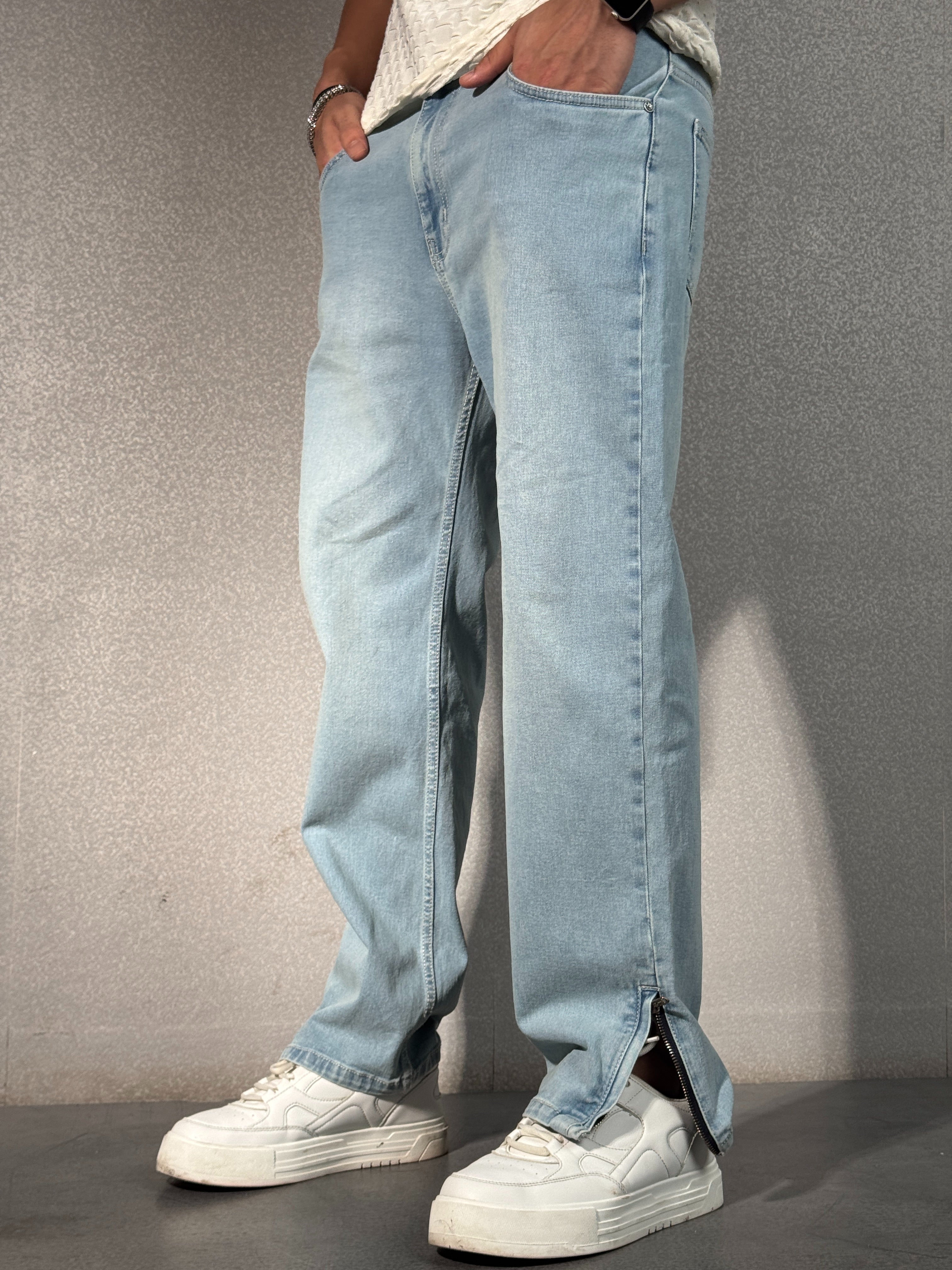 Flashback Slit Straight Fit Jeans