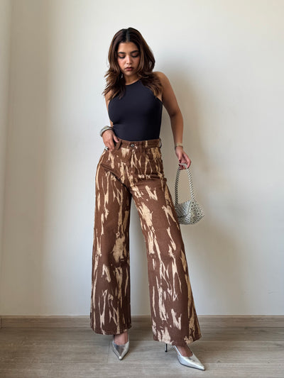 Claw Strike Baggy Wide Leg Jeans