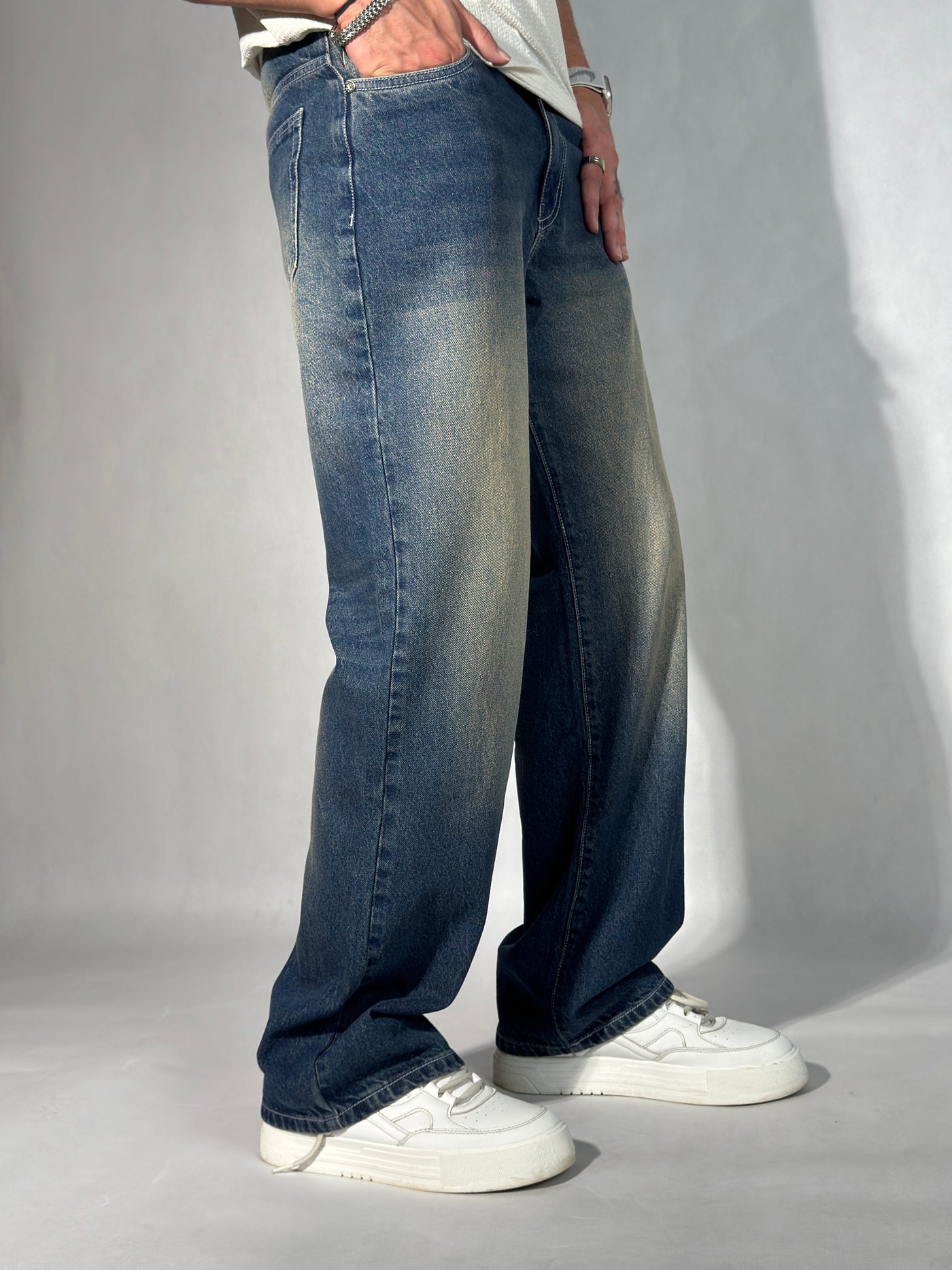 Blue Ridge Loose Straight Fit Jeans