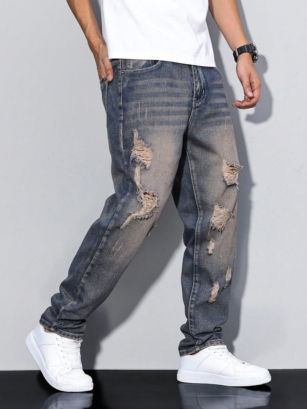 Damage Blue Straight Fit Jeans