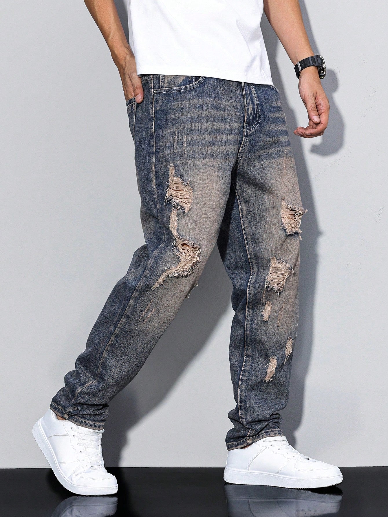 Damage Blue Straight Fit Jeans