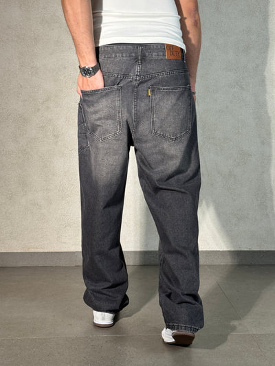 Vector Edge Pocket Straight Jeans