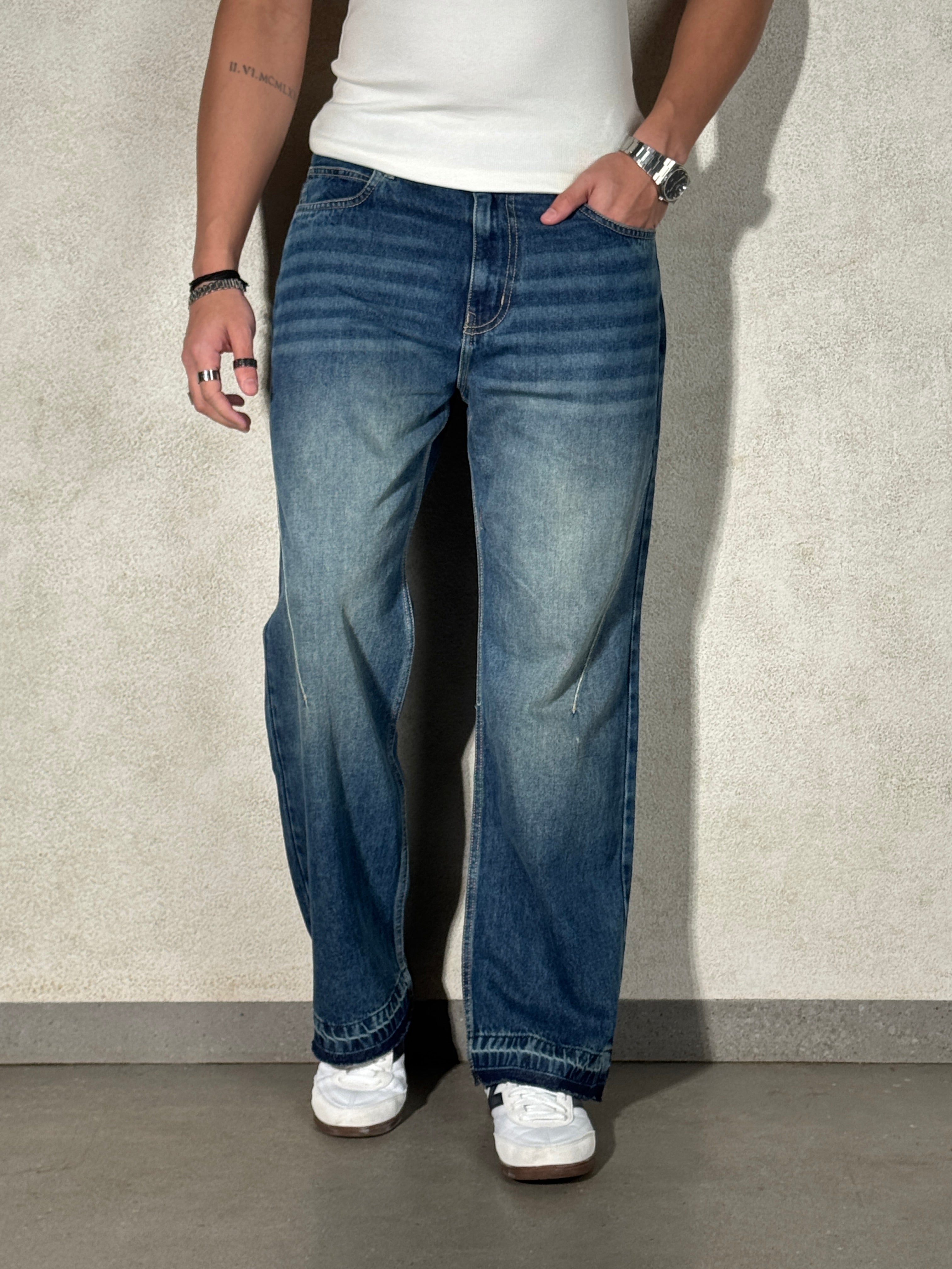 Raw Fringed Washed Baggy Jeans