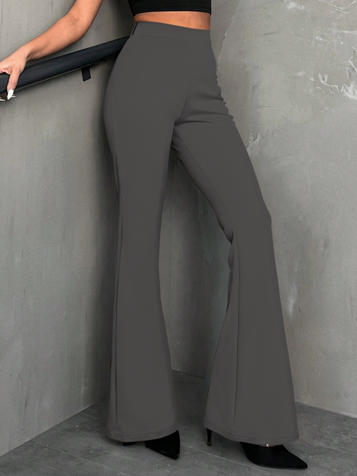 Sculpt & Flare Leg Pants