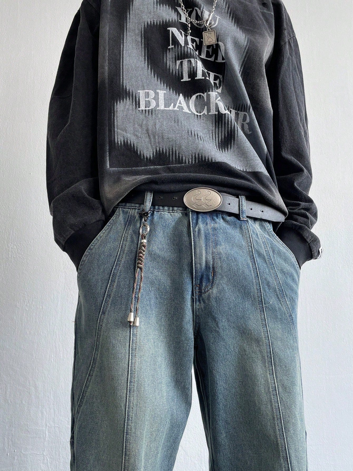 Rolling Panel Loose Straight Fit Jeans