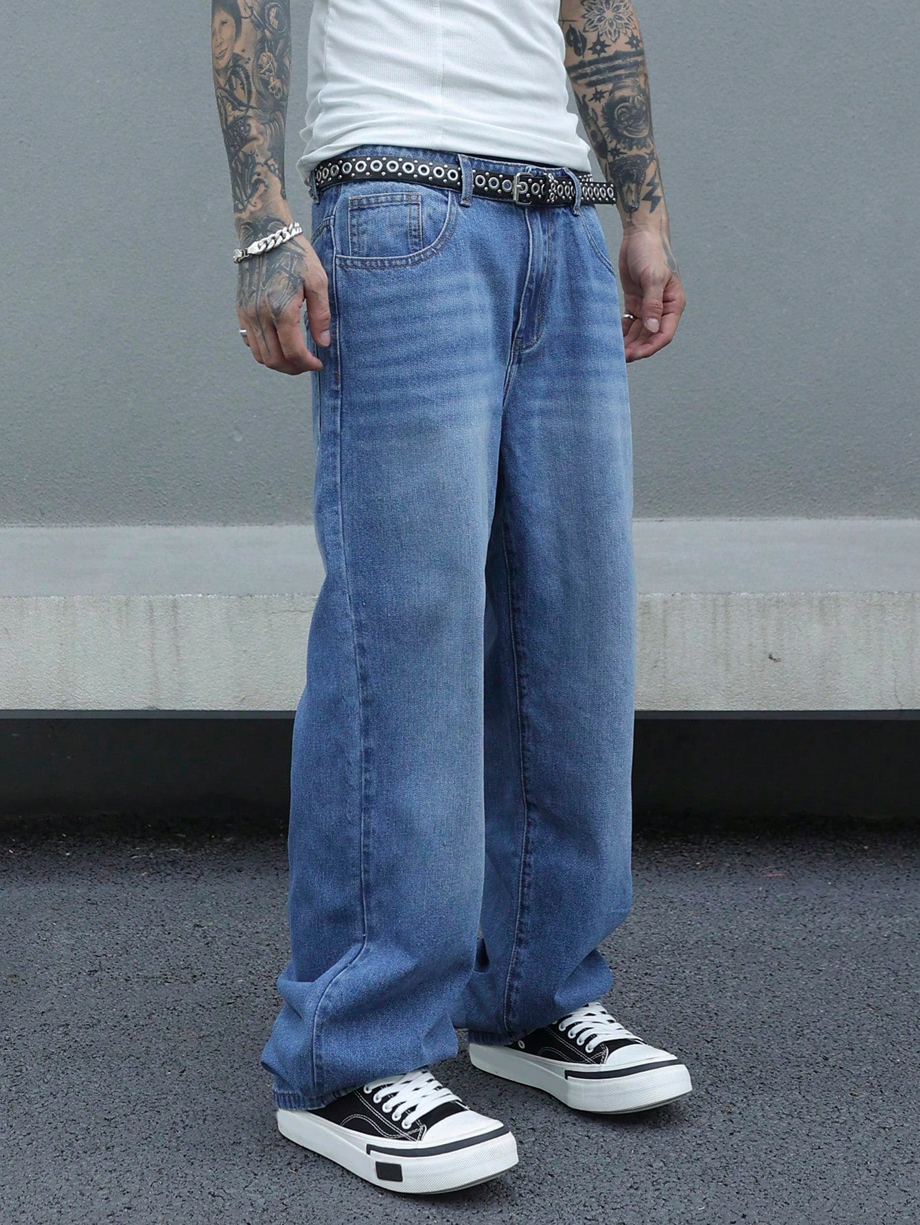 Retro Blue Wash Baggy Jeans
