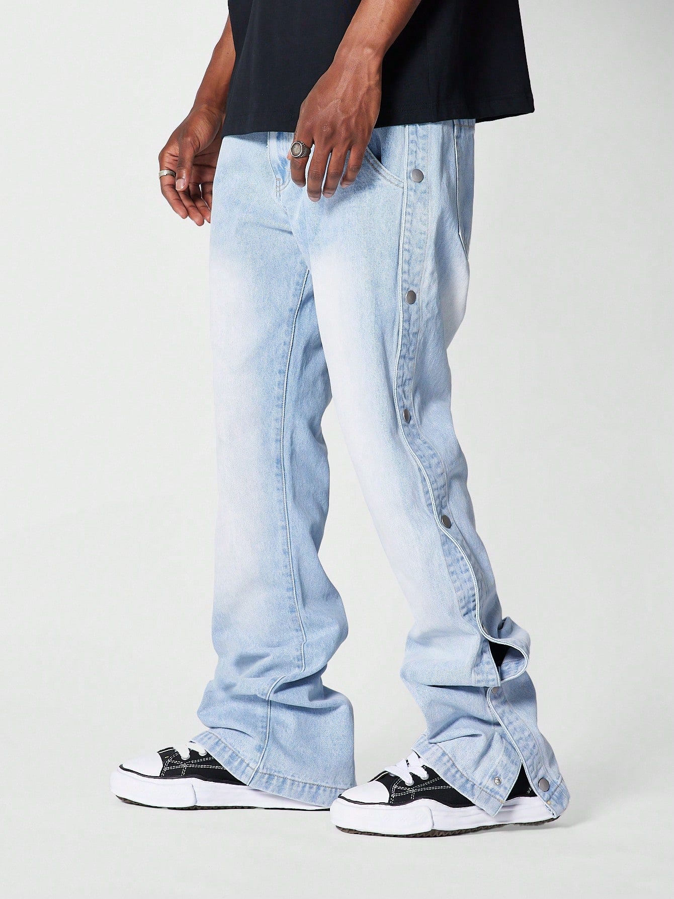 Snap Edge Flare Fit Men Denim