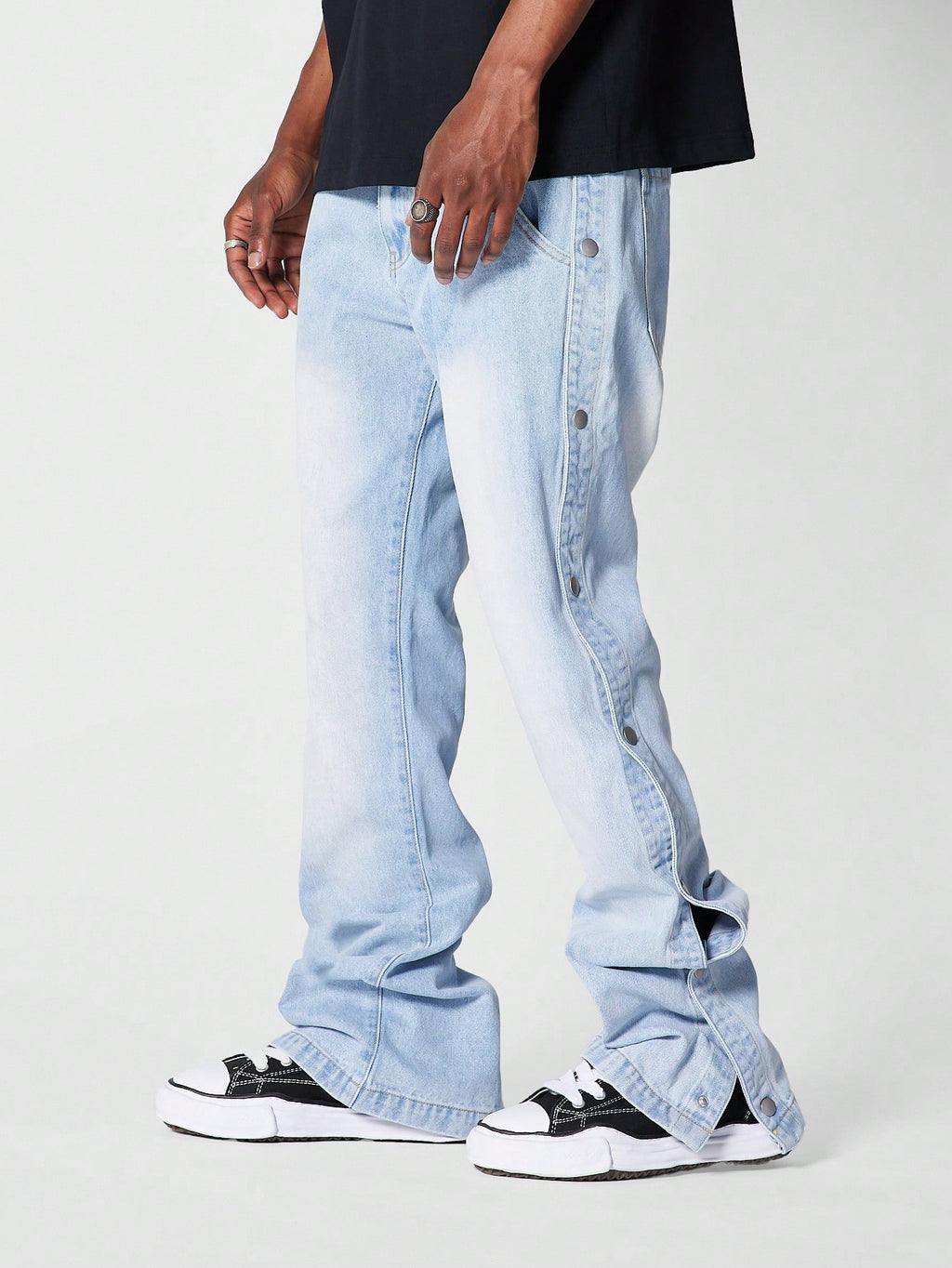 Snap Edge Flare Fit Men Denim