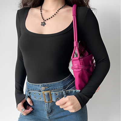 Baesic Scoop Neck Full Sleeve Top