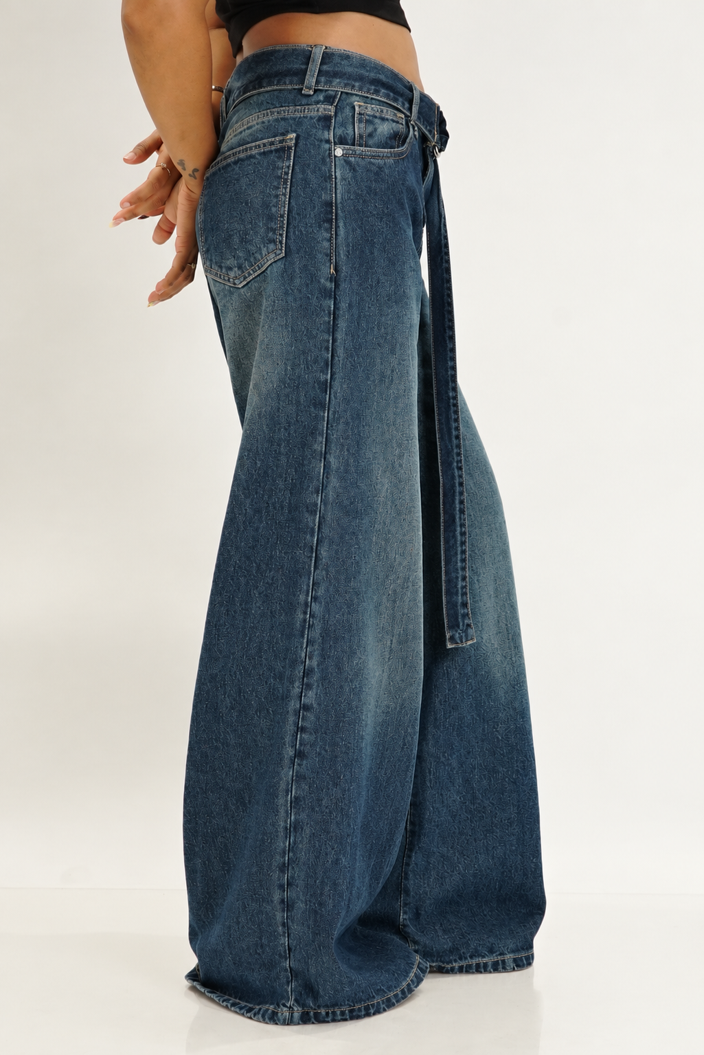 Knotty Belt Out Wide Leg Jeans