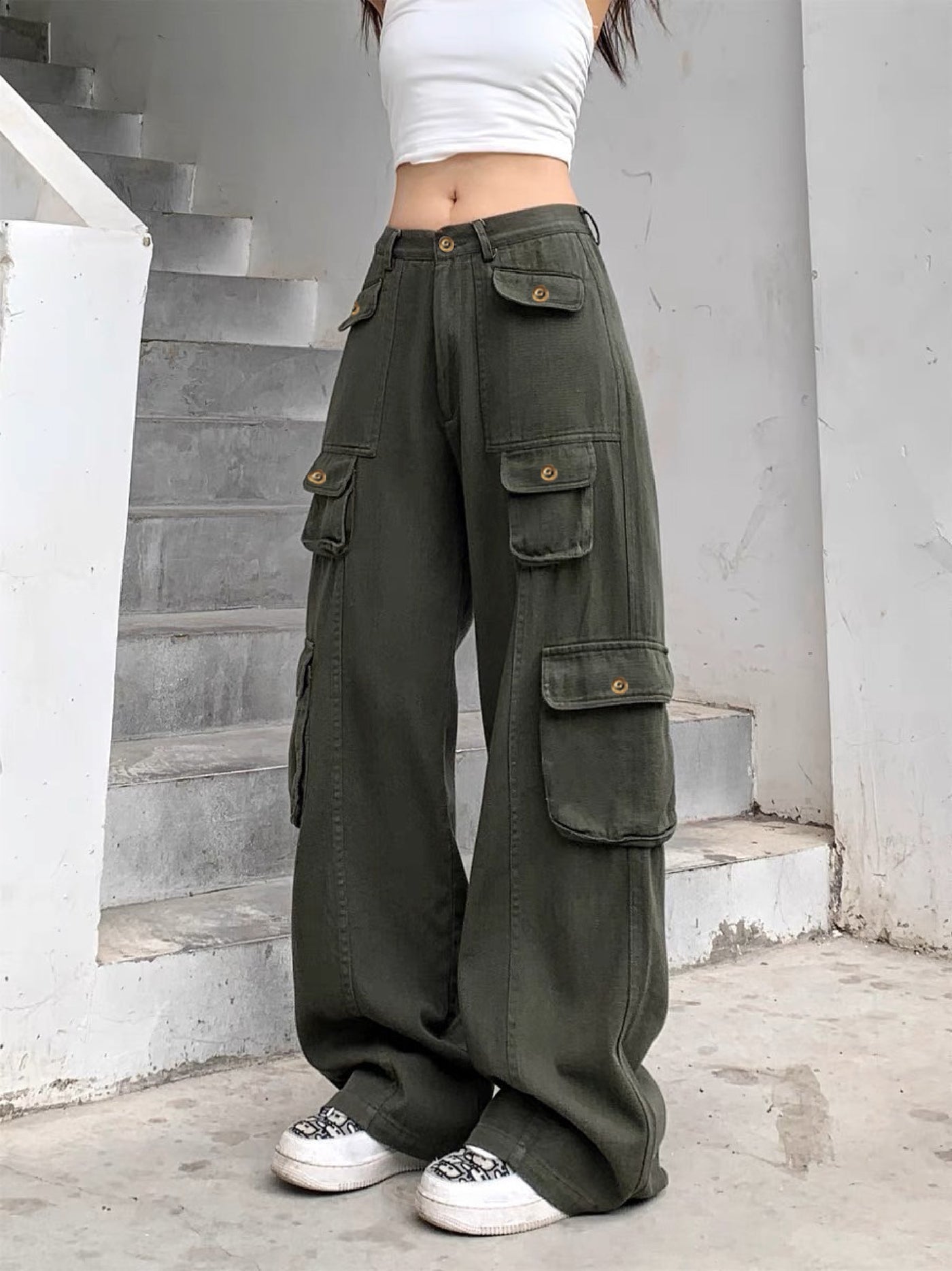 OEM Custom High Quality Cargo Pants Baggy Trousers Cotton Straight Leg Loose  Fit with Pocket Baggy Cargo Jeans for Women - China Water Scratch Resistant  Trousers and Water Proof Tactical Overalls price |